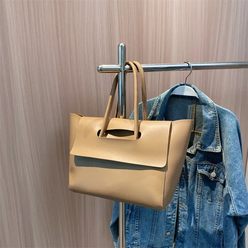 Handbag for Women French Style Niche Design Sense Large Retro Commuter Shoulder Underarm Casual Business Bag for Women All-match