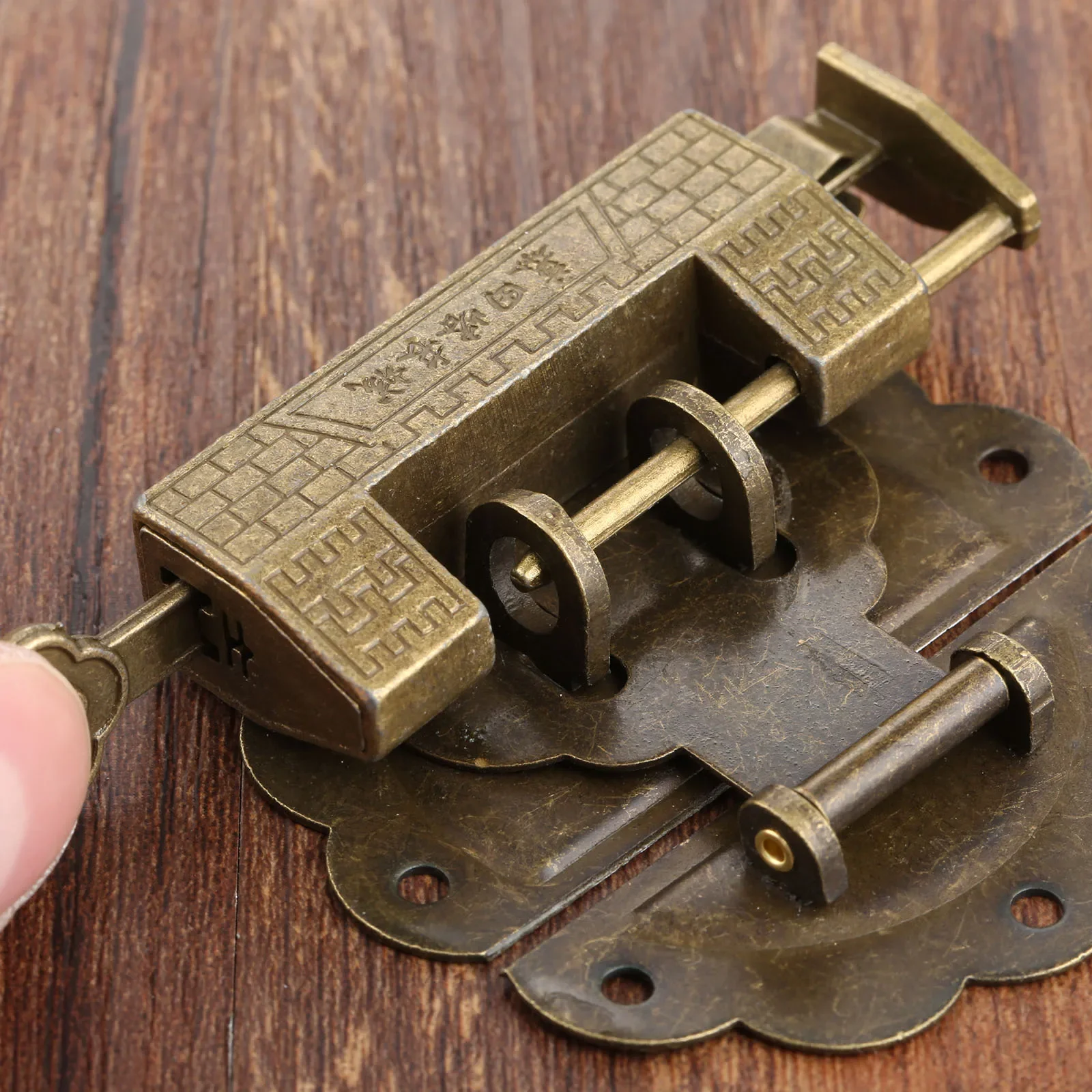 2Pcs/set Furniture Chinese Old Box Latch Hasp Buckle Clasp with Antique Bronze Lock/Padlock for Cabinet Jewelry Wooden Box+Screw