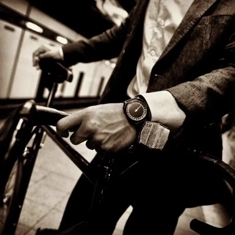 2025 Swiss Men's Fashion Square 100M Diving Quartz Watch 24 Hours Single Needle Leather Strap Men's Watch Reloj Hombre 3