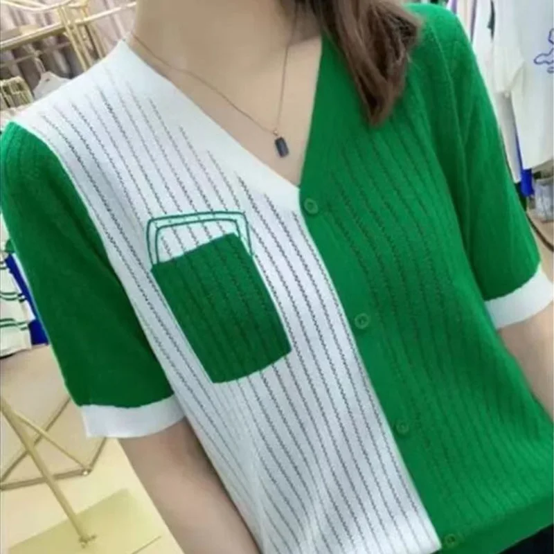 

Fashion V-Neck Button Spliced Loose Striped T-Shirt Female Clothing 2023 Summer New Casual Tops Commute Asymmetrical Tee Shirt