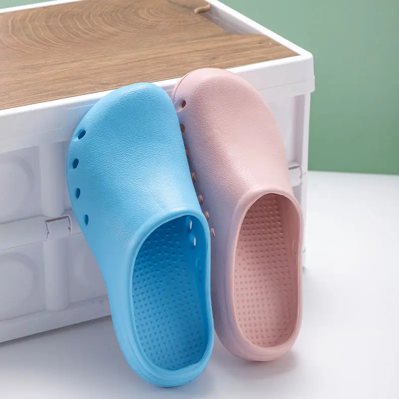Medical Shoes Hospital Medical Slipper Women Doctor Nurse Clogs Eva Non-Slip Dentisit Work Slippers