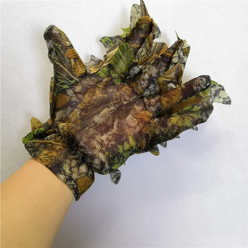 Laser cutting Maple leaves Bionic Camouflage Shooting Hunting thin Gloves 1 pair Lightweight and breathable gloves