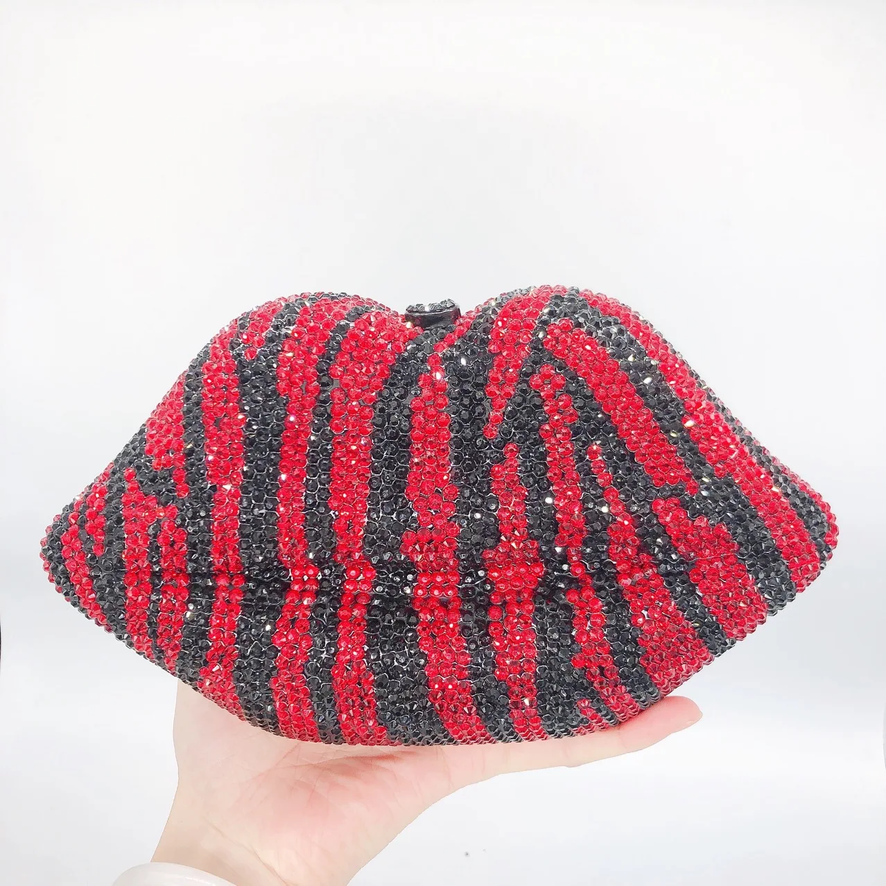 red-black-mouth-crystal-evening-clutches-fashion-women-diamond-zebra-pattern-wedding-purse-whtuoheng-prom-handbag-party-purse