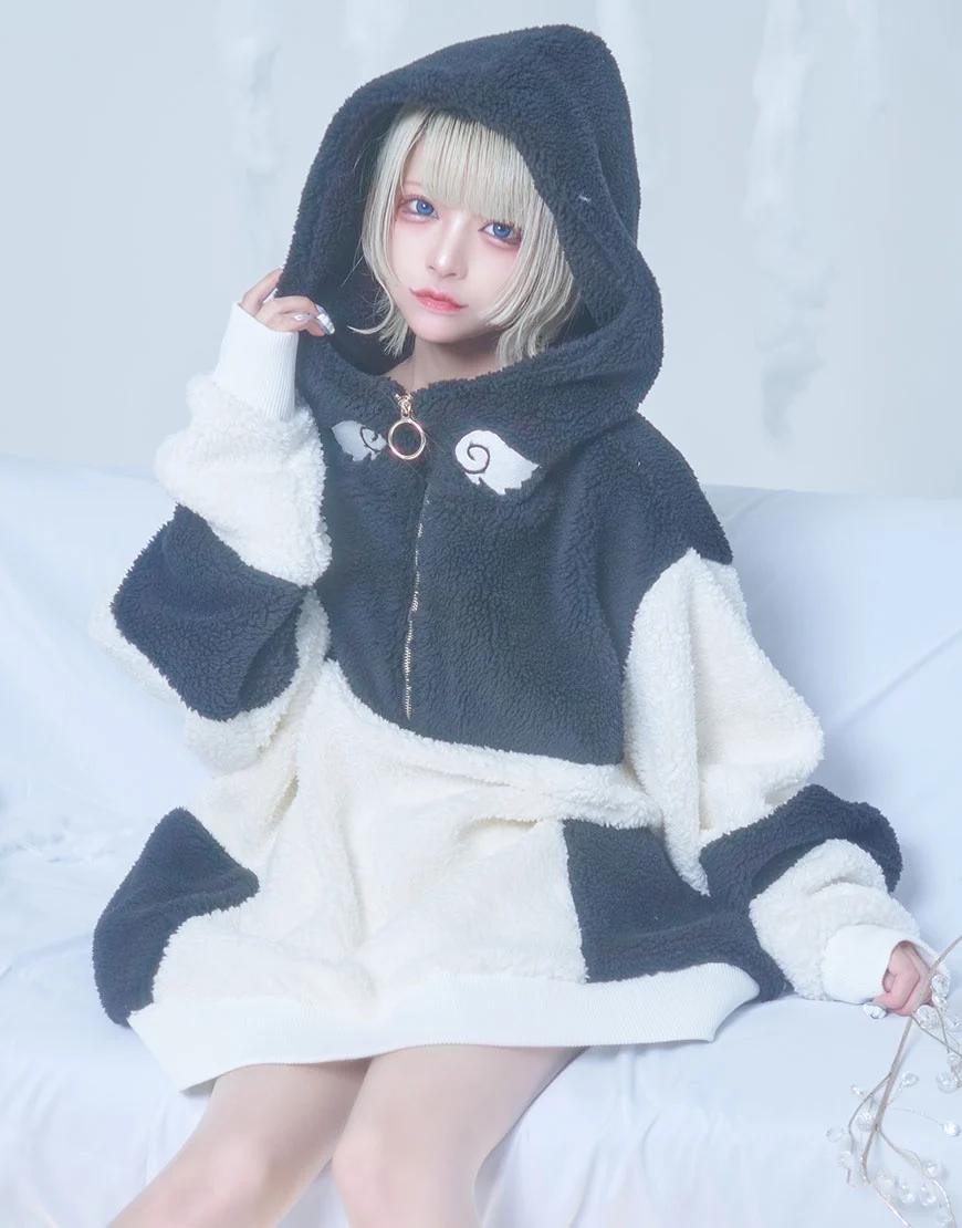 Japanese Style Sweet Cute Long Sleeve Hooded Women's Sweater 2023 Winter High-End Fashion Mine Water Color Wool Wings Sweater