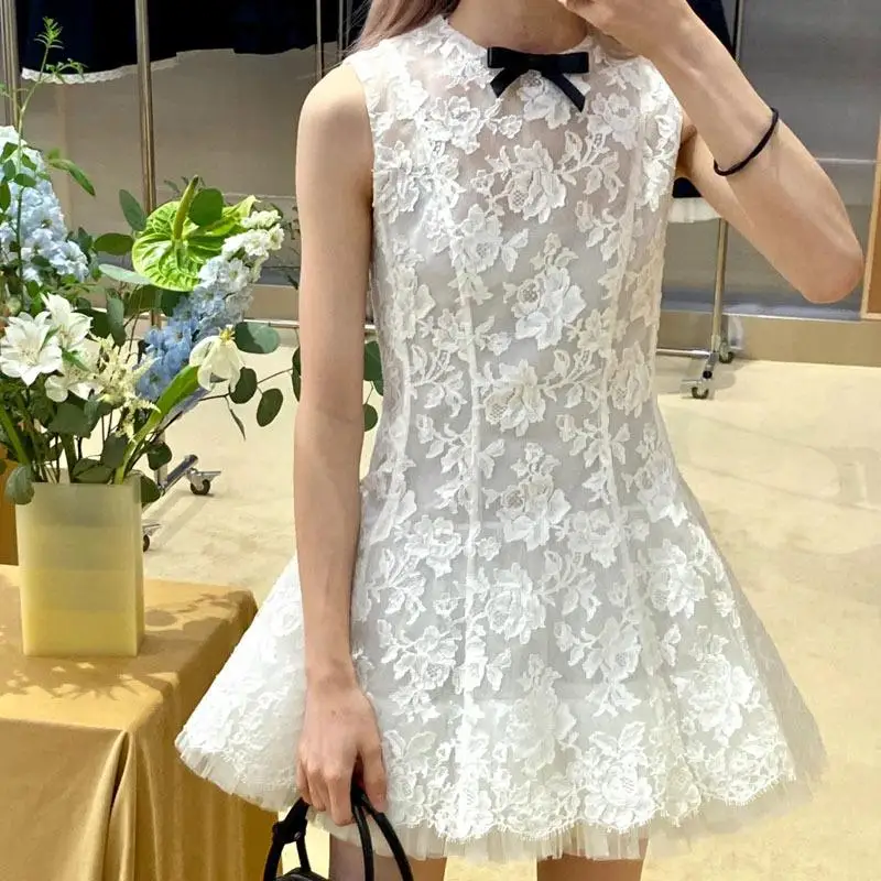 

High Quality Sweet Elegant Sleeveless Vest White Bow Lace Embroidered A-Line Dress Birthday Luxury High Waisted Fluffy Dress