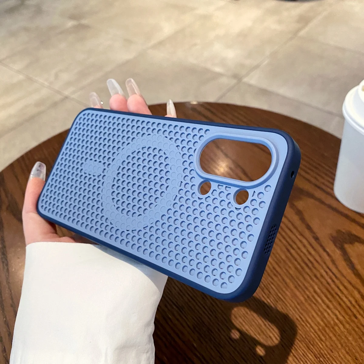 Dual-Color Magnetic Phone Case with Heat Dissipation