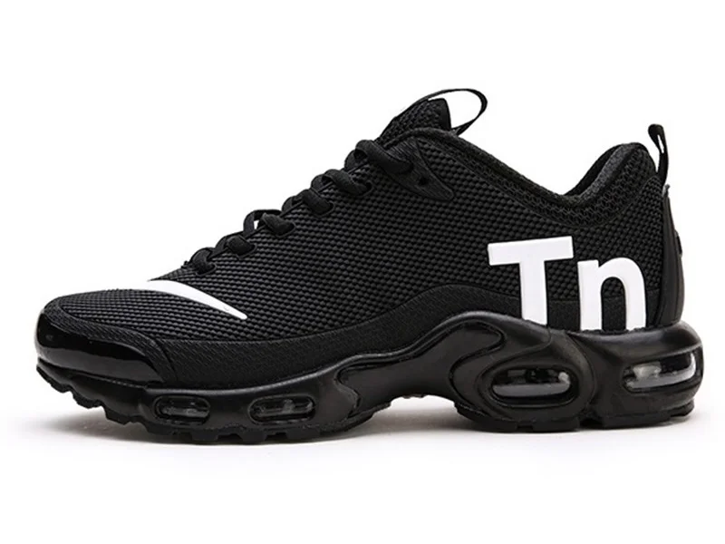 nike tn air max plus mercurial black