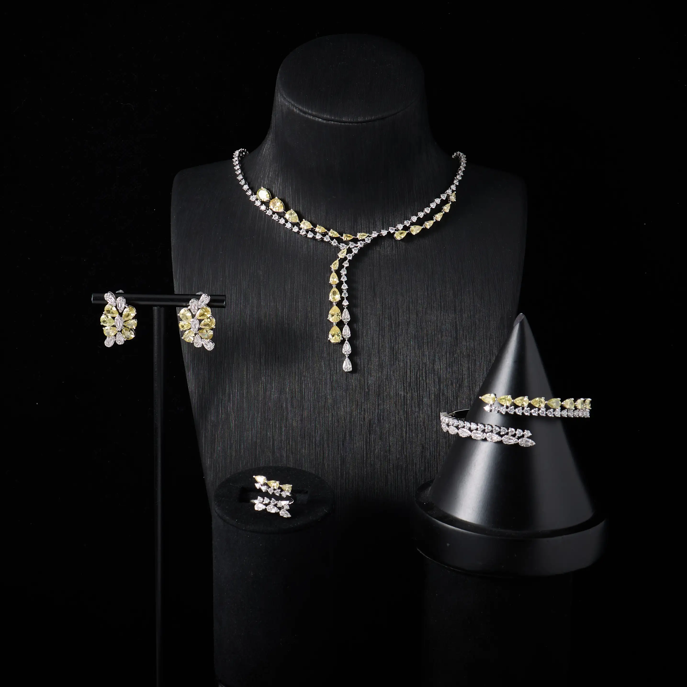 طقم أمِثيست إيليت البنفسجي