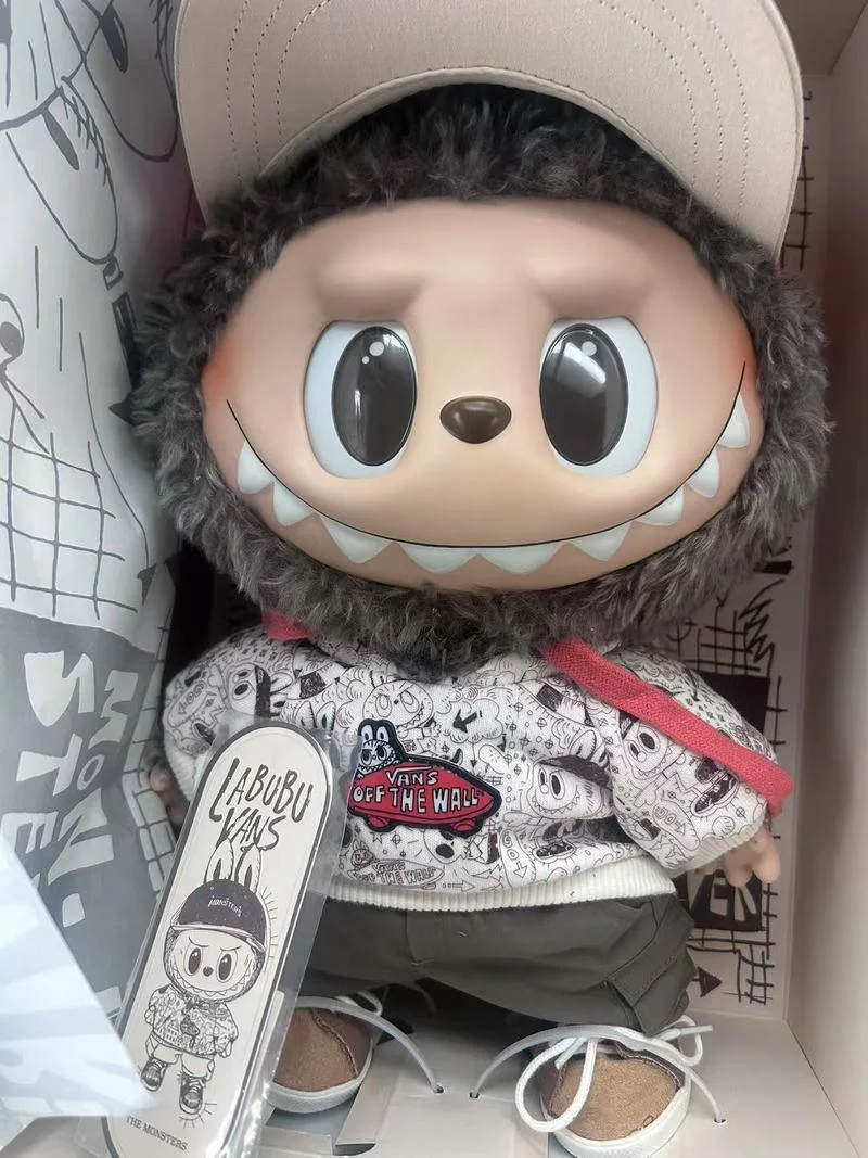 アイドル LABUBU VANS VINYL FACE DOLL POPMART Vinyl LABUBU VANS Big Plush Doll BROWN In Stock