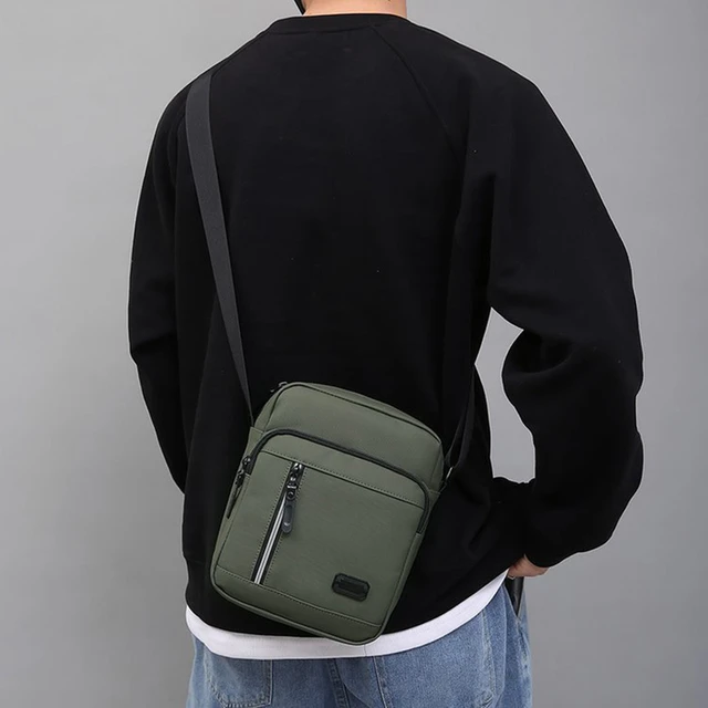 Source Wholesale Black Leather Rigid Multi Pouch Men's Crossbody Sling  Shoulder Bag For Men on m.