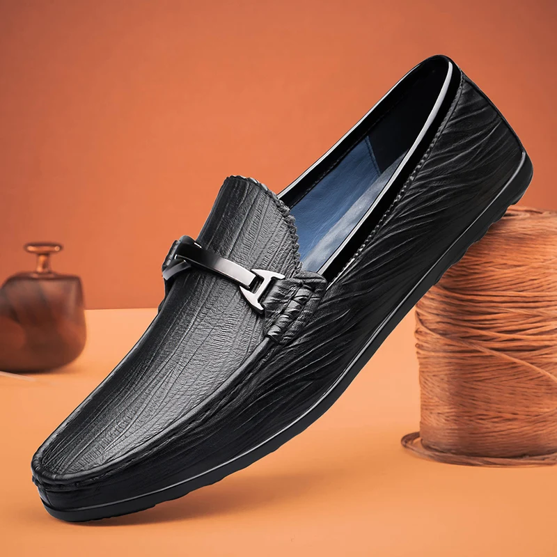 New Business Leather Shoes Leather Loafers Men Wear Metal Buckle Luxury Brand Moccasin Comfortable And Lightweight Driving Shoes