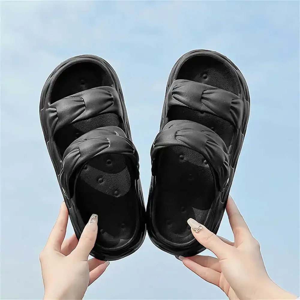 Flatform High Platform Panske Pantofole Donna Flat Trend 2024 Scarpe Sandali Da Bagno Sneakers Sport 2024G Atleta