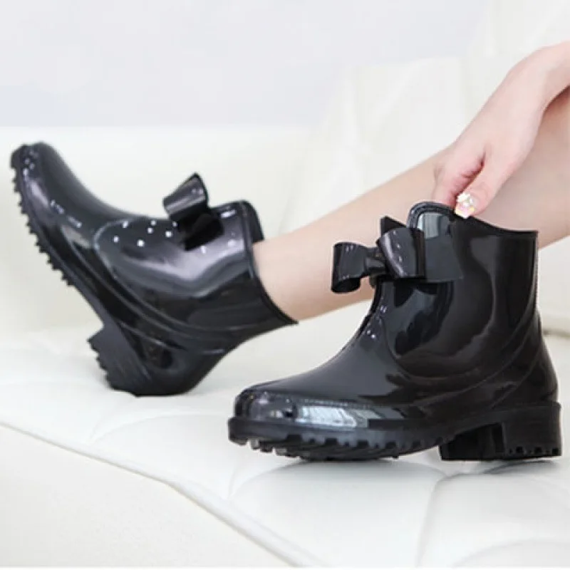 https://ae01.alicdn.com/kf/S642b3cedc3504d81a2f8f5e8ae5683c8H/Miaoguan-Women-s-Ankle-Rain-Boots-Sweet-Bowtie-PVC-Woman-Water-Shoes-Rain-Boots-Women-Waterproof.jpg