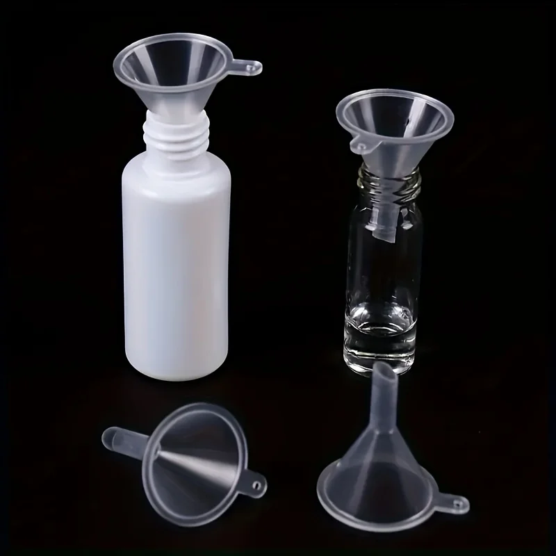 A small cone for filling perfumes and small bottles