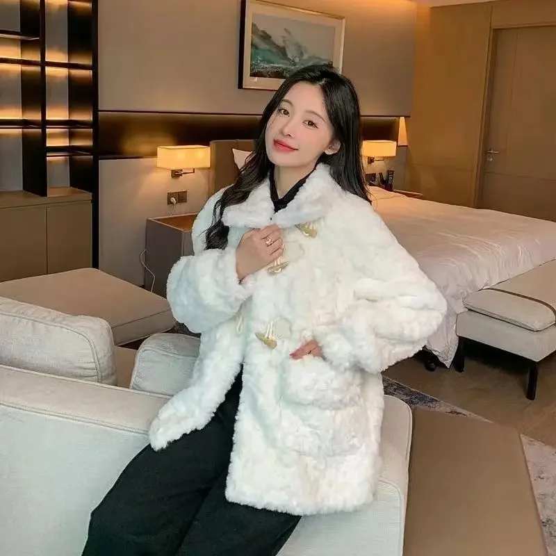 سترة فرو خروف نسائية شتوية دافئة من جلد الأرانب معطف فرو كاجوال صديق للبيئة بأكمام كاملة فضفاض مناسب من البر الرئيسي Ch