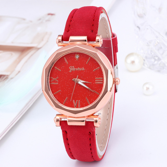 NEW Women Watch Luxury Quartz Alloy Wrist Watches Fashion Casual Imitation Leather Belt Watch Simple Ladies' Small Clock