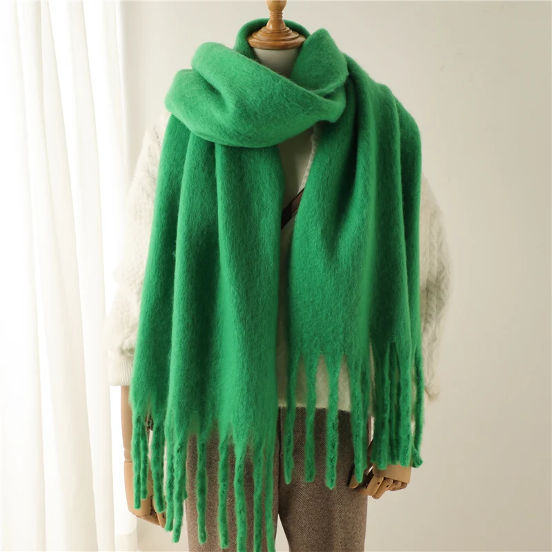 Women's Cashmere Winter Scarf: Soft and Warm Pashmina Shawl with Tassel Detailing
