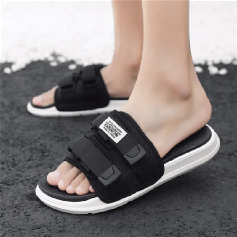 

Slippers Men's Summer Fashion Outer Wear Couple One-Word Slippers Non-slip Net Red Beach Trend Hong Kong Style Sandals Slippers