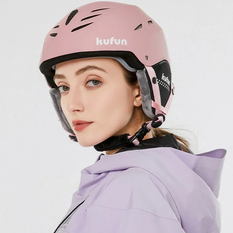 

Sport Warm Men Snowboard Helmets Outdoor Mountain Light Safety Motorcycle Woman Skiing Helmet Husband Female ABS Ski Equipment