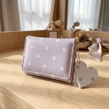 Portafoglio Trifold a Pois Carino e Dolce, Multifunzionale con Scomparti Multipli per Carte, Porta Carte in PU, Portamonete Portatile con Ciondolo a Cuore, da Viaggio
