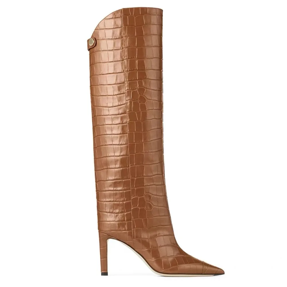 TAVIMART  -  European andAmerican Women's Autumn/Winter One Step  Middle Tube Wrinkle Brushing Retro Middle Heel Large Fashion Boots