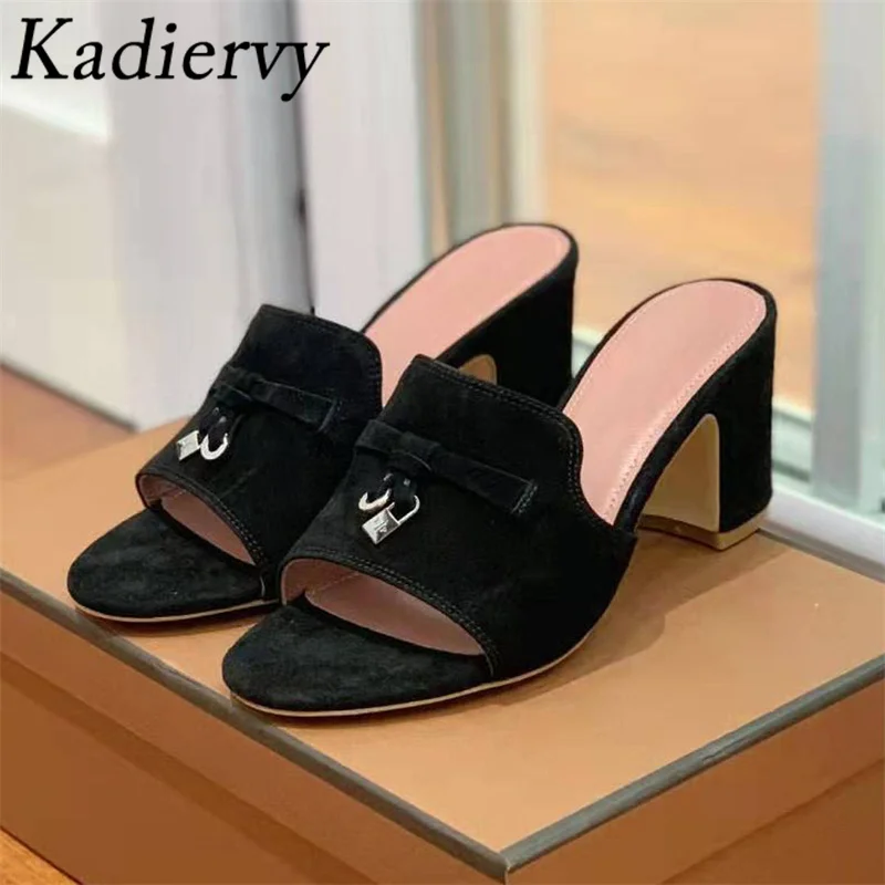 

Square Heels Slippers Women Metal Lock Pendant Lock Kid Suede Slides Woman Chunky Heels Summer Shoes Woman Zapatillas Mujer
