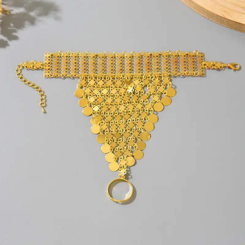 A Retro Ethnic Style Metal-Gilded Hollow-Carved Round Pendant Tassel Personalized Design Finger Chain - Image 3