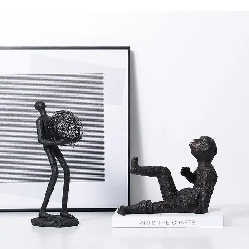 

Creative Resin Abstract Black Human Sculpture Living Room Study Decoration Art Ball Man Wire Metal Ball Home Decor Accessories