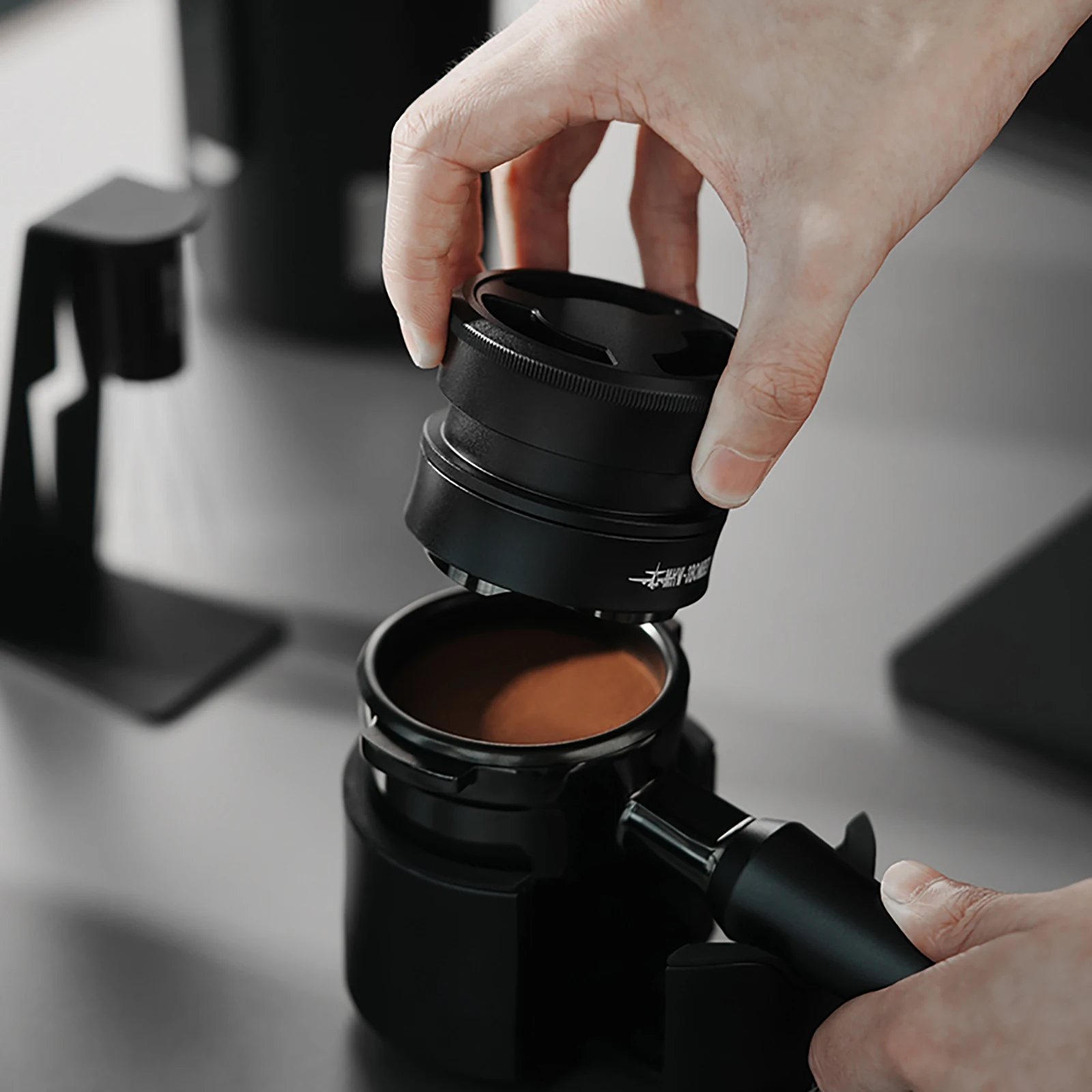 58.5mm Professional Espresso Coffee Distributor -...