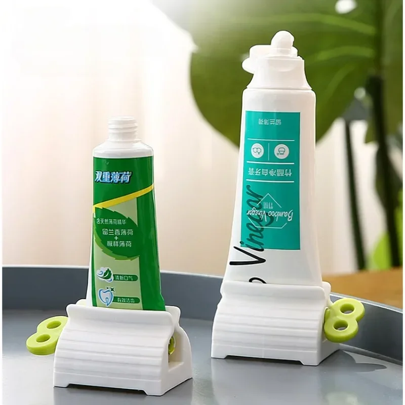 Toothpaste Squeezer Mini Rolling Tube Dispenser Seat Holder Stand Easy Cleaning for Bathroom Household Cosmetics toothpaste squeezer