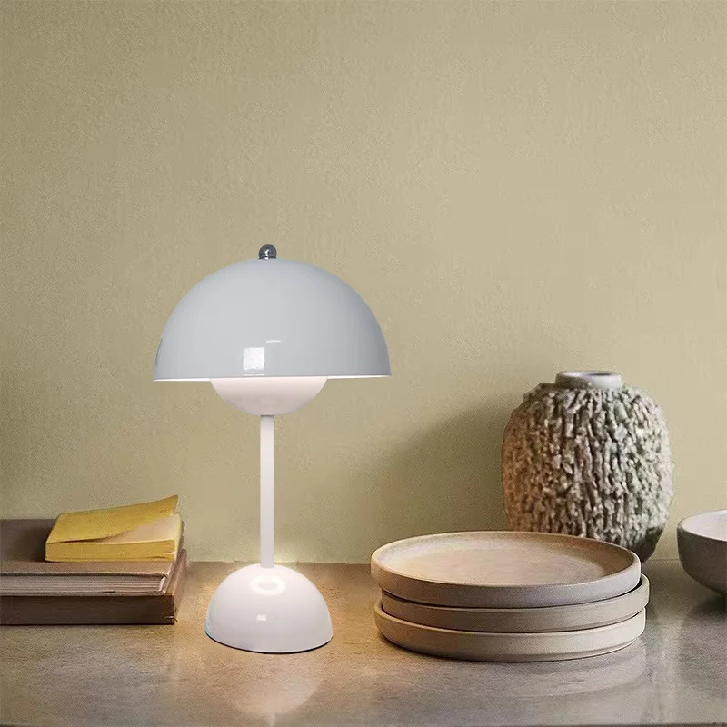 

Denmark Designed Wireless Charging USB Bud Table Lamp Nordic Simple Creative Study Desk Bedroom Bedside Table Lamp