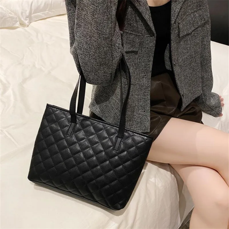 Stylish Crocodile Pattern Pu Underarm Bag Versatile Women Small Tote Bags Fashionable Leopard Handbag Chic Quilted Shoulder Bag