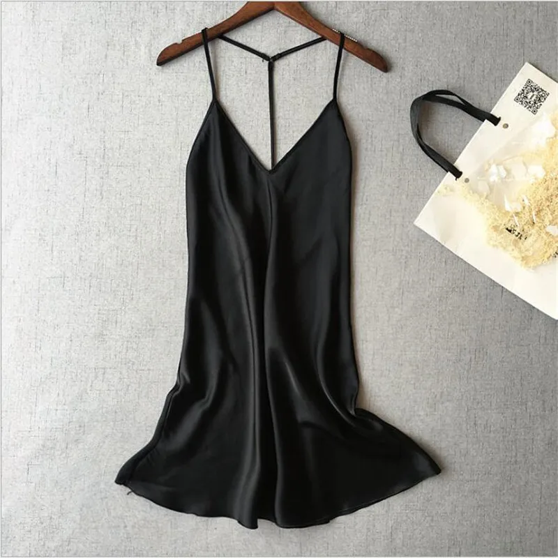   ũ ƾ Ʈ 巹, μҸ Nighties,  v  Ʈ , Ʈ , Ʈ 巹, 