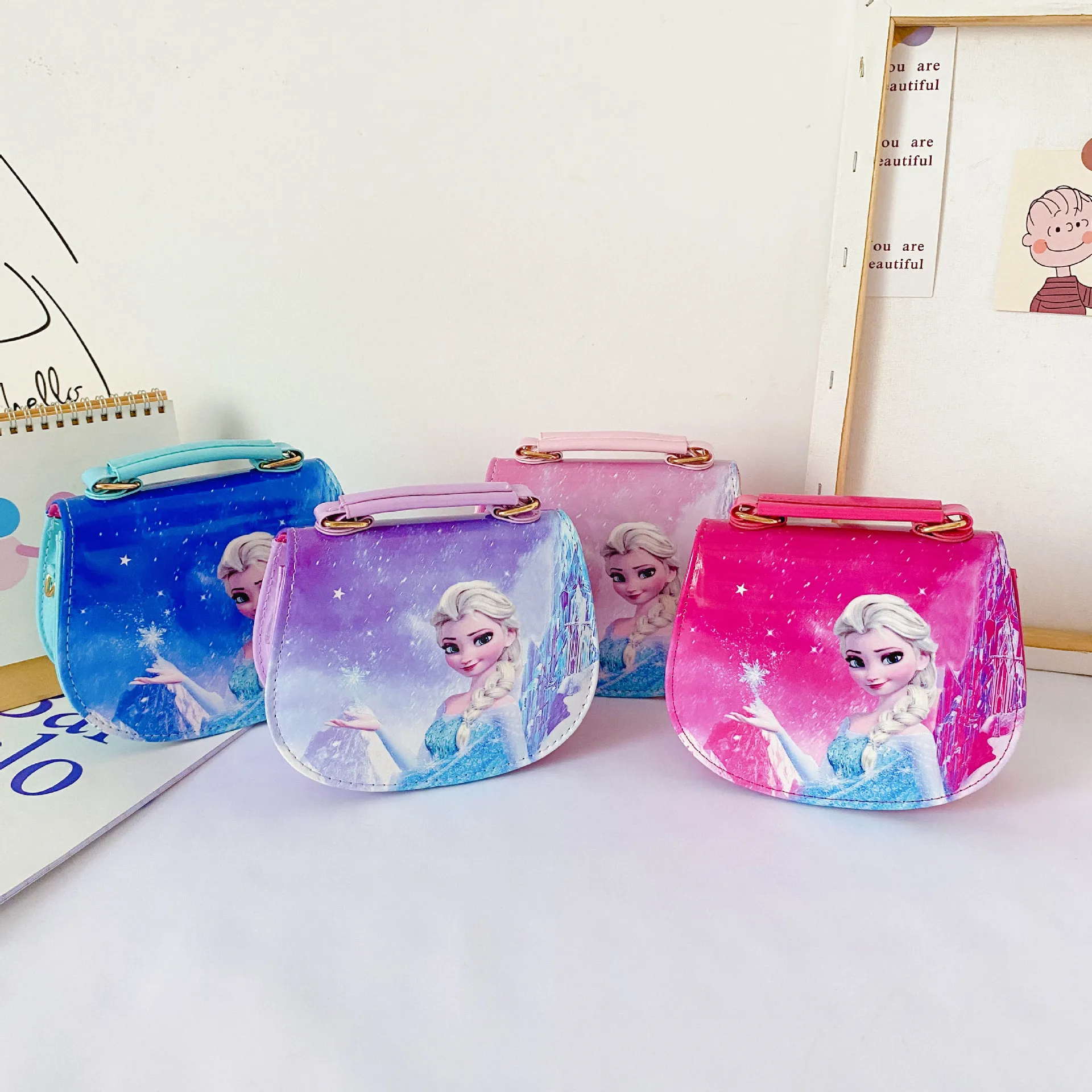 Bolsos cruzados para niños de Disney Frozen 2 princesa Elsa Anna Sofina  patrón de dibujos animados bolso de hombro de moda para niñas Mini bolso de  mano Gao Jinjia LED