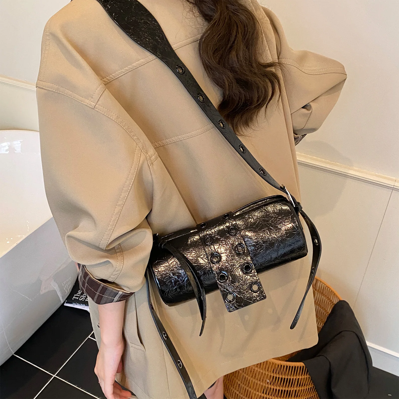 Women PU Leather Shoulder Bag Vintage Underarm Bag with Adjustable Strap Cylinder Bag for Work Shopping Travel Daily