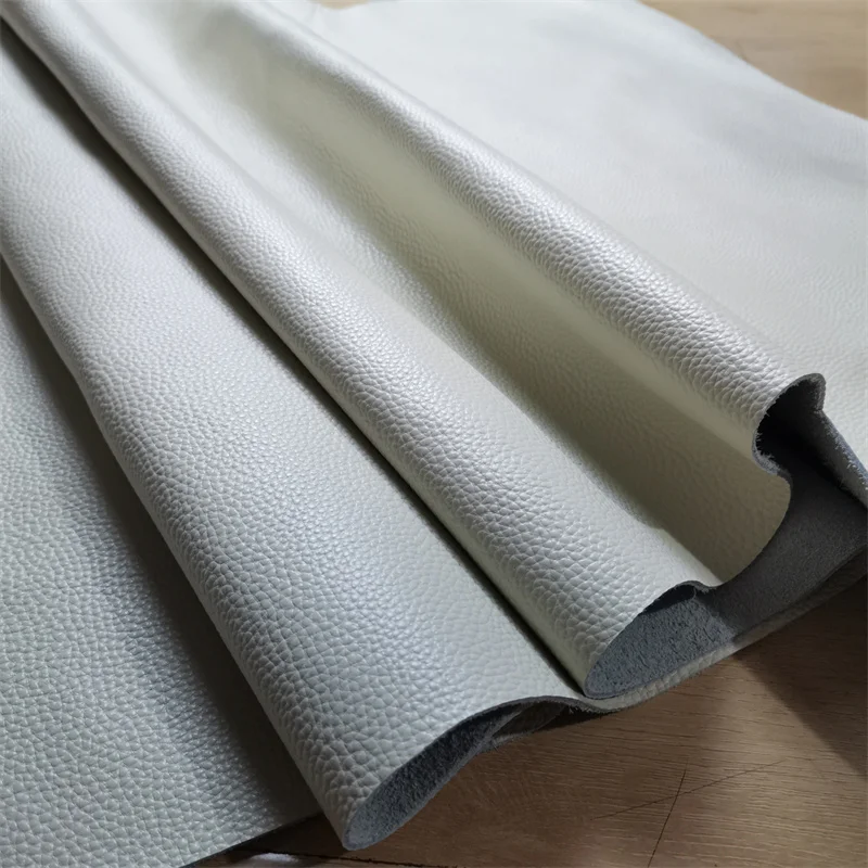 Description Picture 5 of item1.2/1.5mm Thickness Lychee Cowhide. Genuine Leather. First Layer Leather Fabric. Handmade DIY For Sofa. Bag. Full-Sheet Cutti