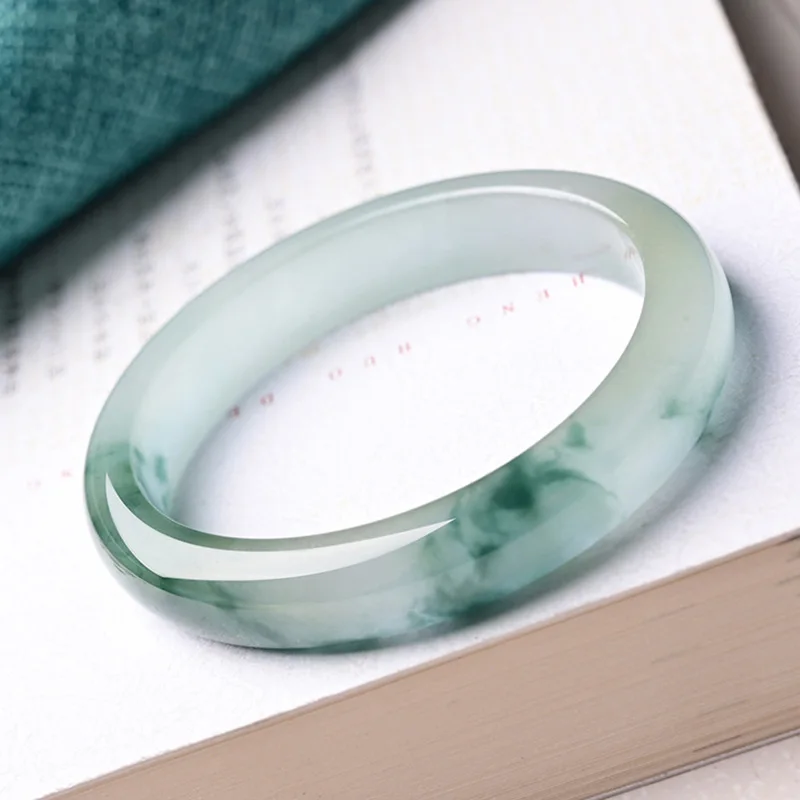 

Natural Burma Jade a Floating Flowers Light Sun Green Jade Bracelet