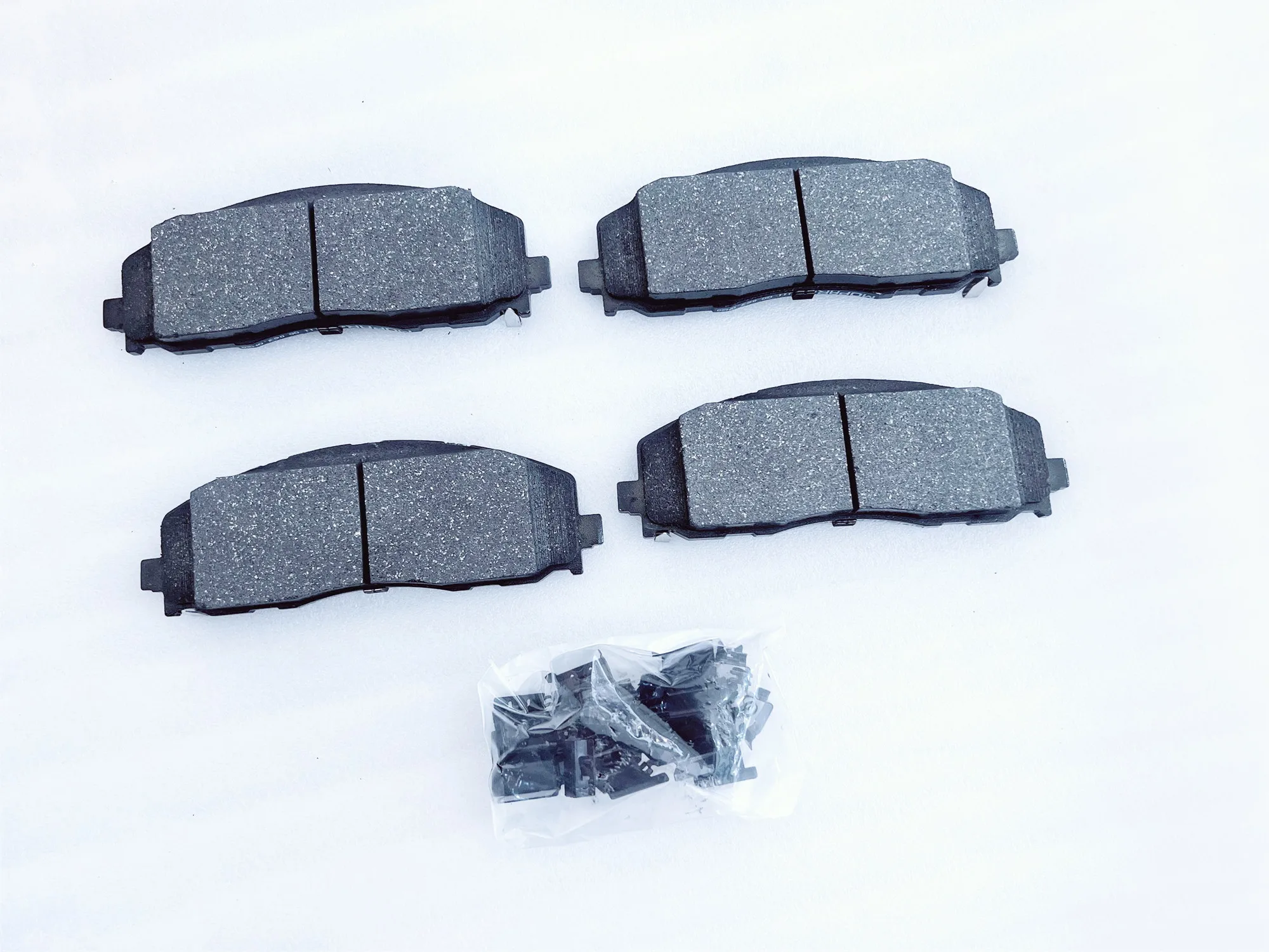 Wrangler Front Brake Pads With Padding 68383243AA, 68456066AB  
