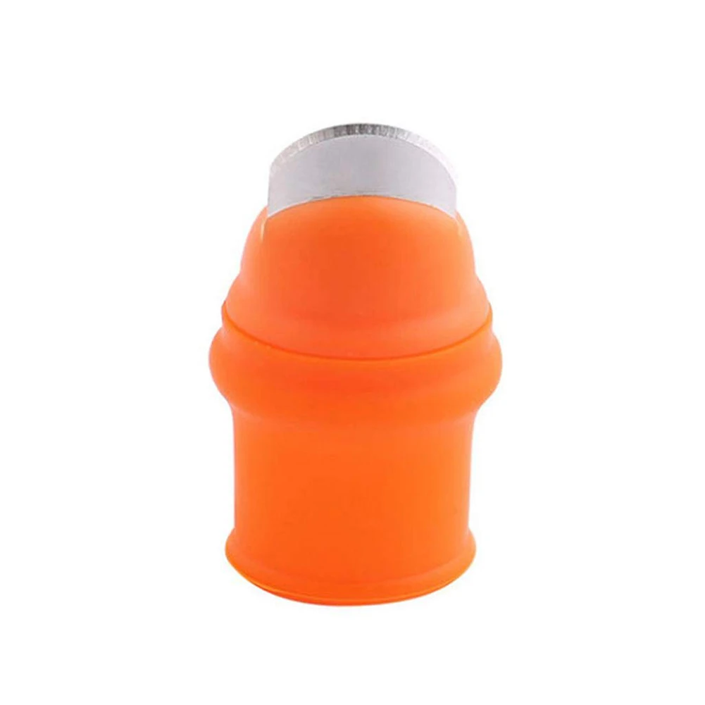 Description Picture 3 of item1 Set Silicone Finger Protector With Blade Silicone Thumb Knife Finger Cutter Set Labor-saving Harvesting Plant Picking Tool