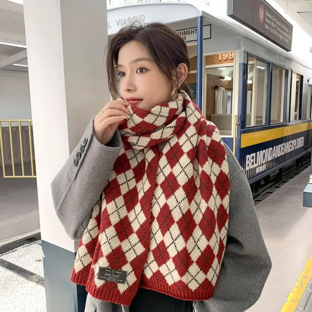 Elegant Korean Style Diamond Check Scarf Thickened Windproof Y2K Checkered Scarf Long Plaid Winter Cashmere Shawl Unisex