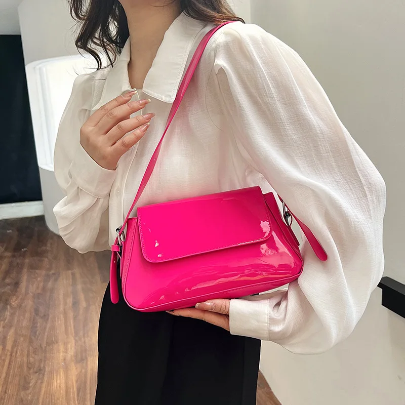 

Solid Color Lacquer Leather Glossy Surface Underarm Bag 2024 New Ladies PU Magnetic Buckle Flip Shoulder Bag Fashionable Handbag