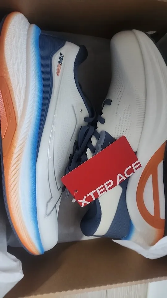 XTEP Tênis de Corrida 2000km Plus Masculino 2025