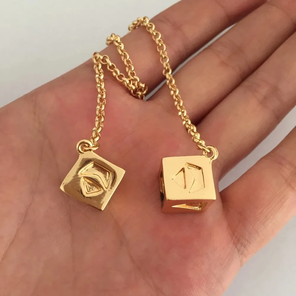 Ultimo Jedi Dice Han Solo Lucky Prop, Passatori Dadi Star Movie Jewelry Car Specchietto Retrovisore Ornamento