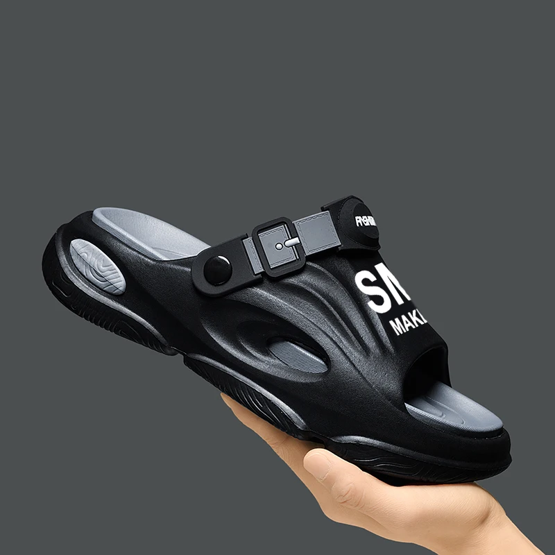 Men's Slippers with Anti-Collision Design, Wear-Resistant, Non-Slip, Contrasting Color Slippers, Men's Bathing Home Thick-Soled Heightening Sandals