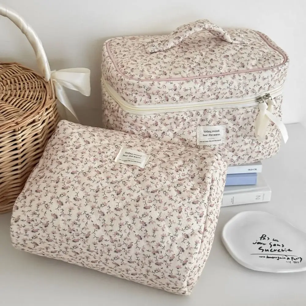 Ins Style Corduroy Aesthetic Cosmetic Organizer Large Capacity Zipper Floral Makeup Pouch Toiletry Bag Makeup Brush
