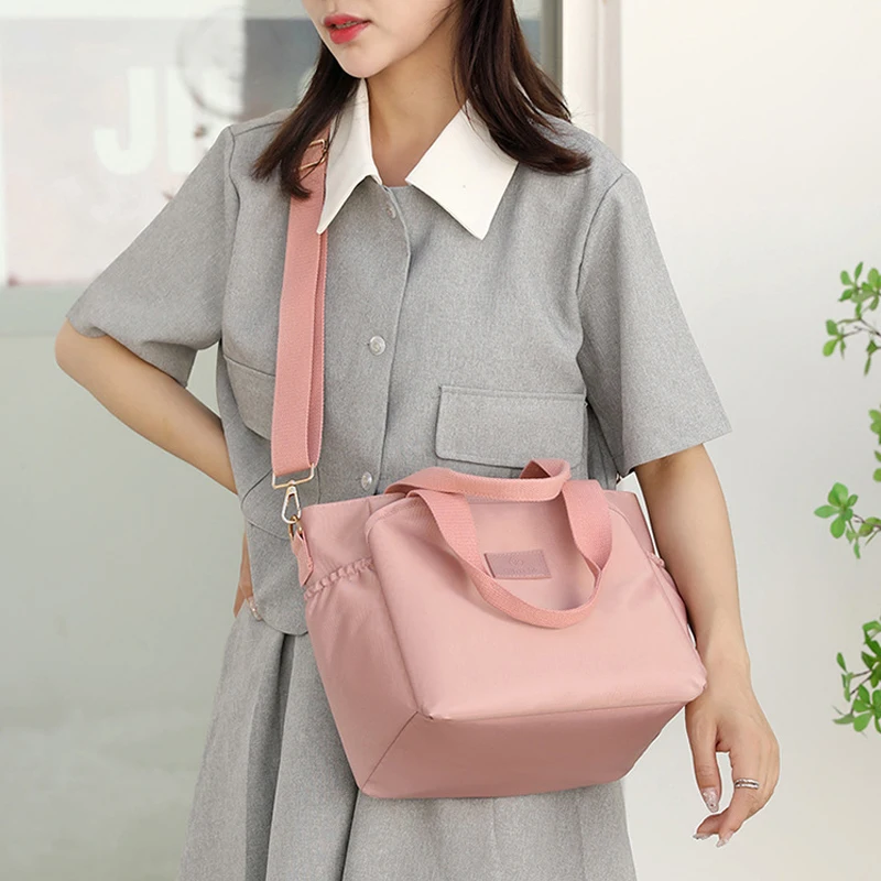 Women Shoulder Bags 2023 New Designer Novelty Female Crossbody Messenger Bags Waterproof Nylon Handbags Mommy Tote Bags