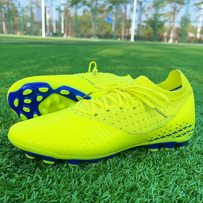 Men's Breathable Knit Soccer Cleats - Non-Slip Fashion Training Shoes