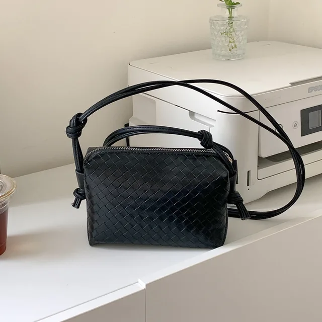 vingerafdruk Wild Begunstigde Vrouwen Mode Handtassen Kleine Messing Loop Lederen Crossbody Tas  Intrecciato Weave Patroon Geknoopt Crossbody Riem Merk Tassen Goedkope -  AliExpress