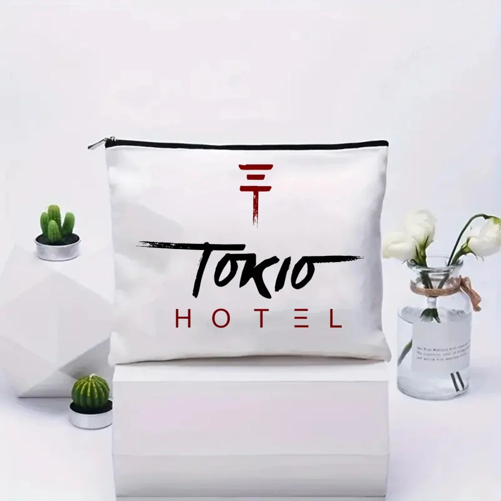 Makeup bag-I