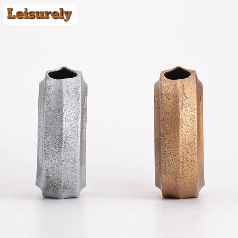 Ceramic Flat Minimalist Vase Wedding Decoration Sweet Donut Shape Flower Vase Oval Hollow Black Vases Fashion Home Living Room